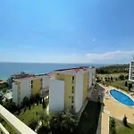 Noks - Menada Apartament *