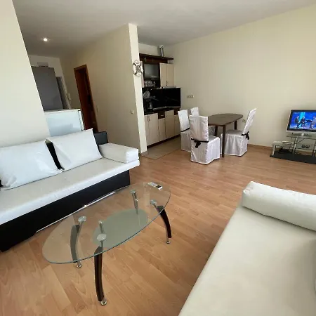 Noks - Menada Apartmán